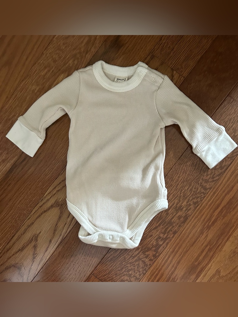 Goumi Tan and Cream Thermal Waffle Knit Long-Sleeve One-Piece Bodysuit 3-6M